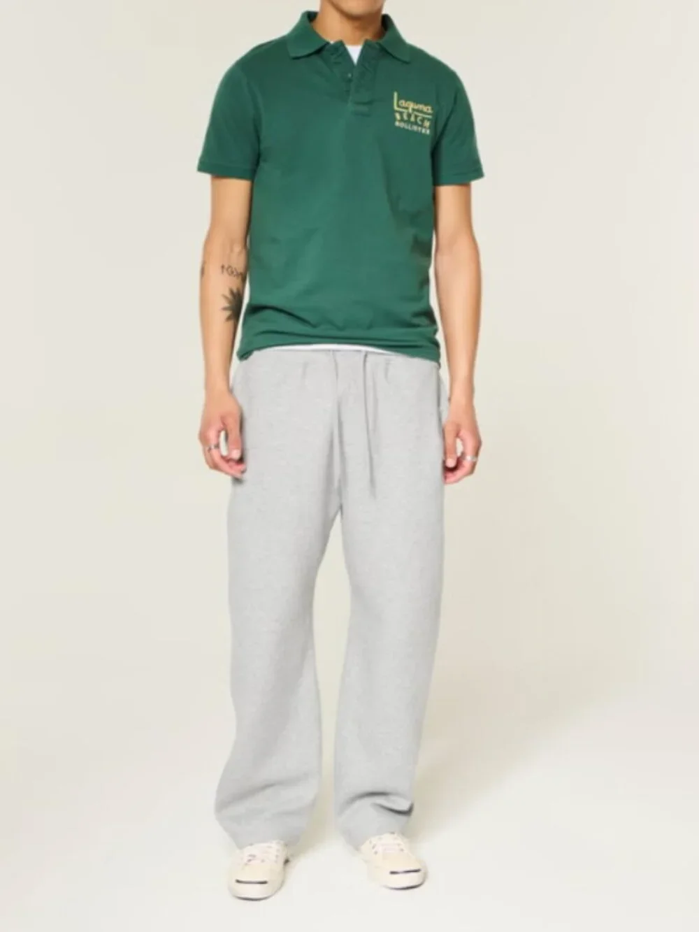 NWT Hollister Baggy Everyday Cooling Sweatpants, Size L